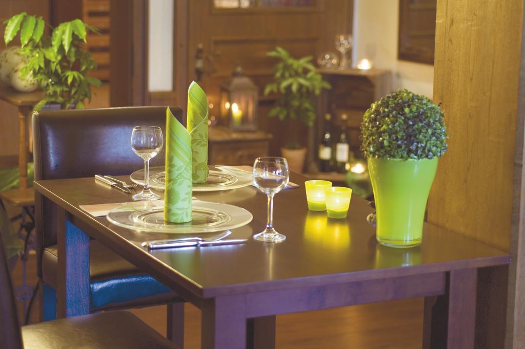 Buescher'S Hotel Und Restaurant บีเลอเฟล์ด ภายนอก รูปภาพ